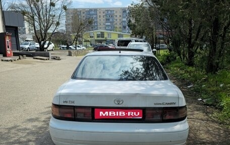Toyota Camry, 1992 год, 140 000 рублей, 1 фотография