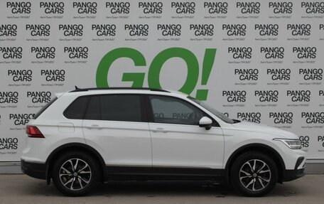 Volkswagen Tiguan II, 2021 год, 2 389 000 рублей, 4 фотография