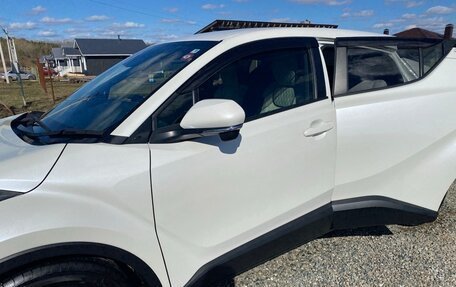 Toyota C-HR I рестайлинг, 2019 год, 2 550 000 рублей, 3 фотография