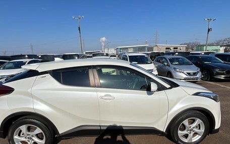 Toyota C-HR I рестайлинг, 2019 год, 2 550 000 рублей, 10 фотография