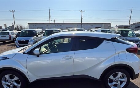 Toyota C-HR I рестайлинг, 2019 год, 2 550 000 рублей, 11 фотография