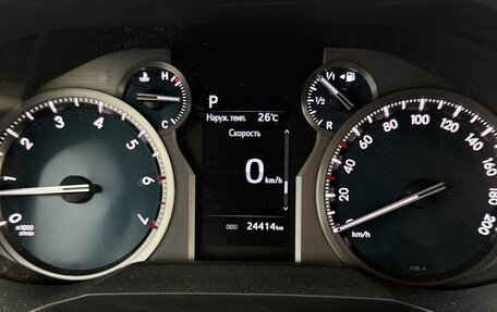 Toyota Land Cruiser Prado 150 рестайлинг 2, 2022 год, 6 450 000 рублей, 9 фотография