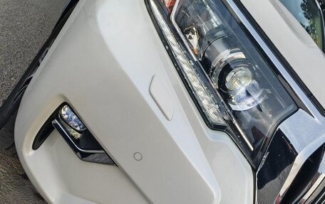 Toyota Land Cruiser Prado 150 рестайлинг 2, 2022 год, 6 450 000 рублей, 15 фотография