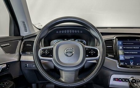 Volvo XC90 II рестайлинг, 2017 год, 4 120 000 рублей, 22 фотография