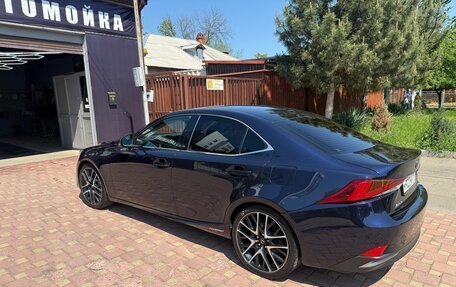 Lexus IS III, 2017 год, 2 800 000 рублей, 4 фотография