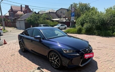 Lexus IS III, 2017 год, 2 800 000 рублей, 2 фотография