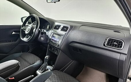Volkswagen Polo VI (EU Market), 2019 год, 1 340 000 рублей, 11 фотография