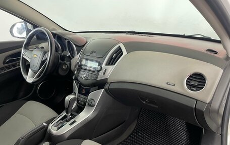 Chevrolet Cruze II, 2014 год, 655 000 рублей, 9 фотография