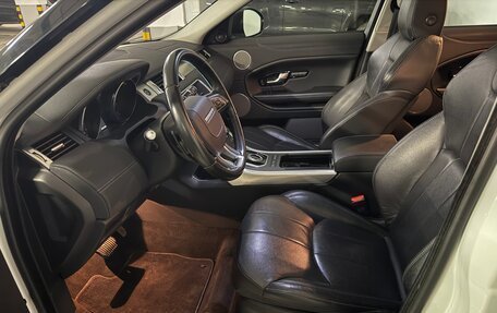 Land Rover Range Rover Evoque I, 2017 год, 2 400 000 рублей, 9 фотография