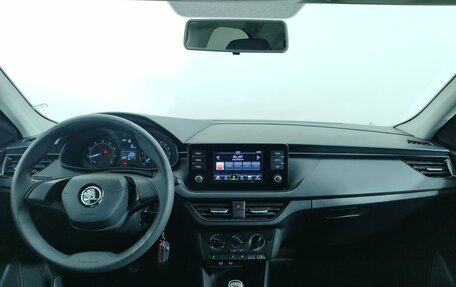 Skoda Rapid II, 2021 год, 1 365 000 рублей, 12 фотография