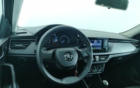 Skoda Rapid II, 2021 год, 1 365 000 рублей, 13 фотография