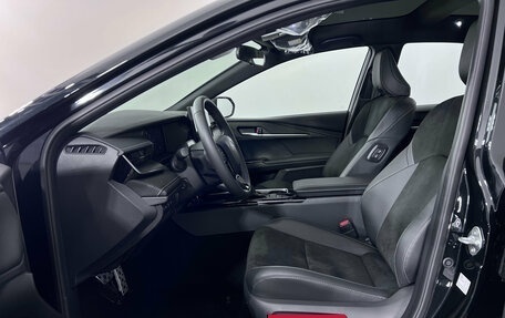 Toyota Camry, 2025 год, 4 225 000 рублей, 9 фотография