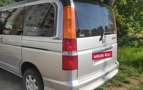 Honda Stepwgn II рестайлинг, 2001 год, 770 000 рублей, 16 фотография