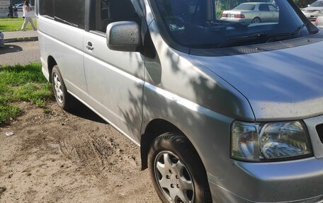 Honda Stepwgn II рестайлинг, 2001 год, 770 000 рублей, 25 фотография