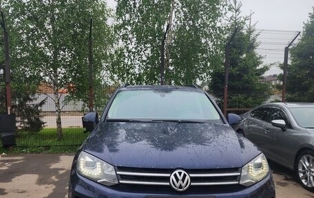 Volkswagen Touareg III, 2011 год, 1 650 000 рублей, 1 фотография