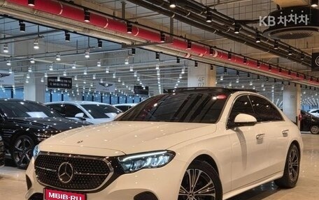 Mercedes-Benz E-Класс, 2025 год, 5 619 000 рублей, 1 фотография