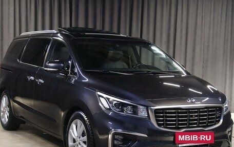 KIA Carnival III, 2020 год, 2 449 000 рублей, 3 фотография