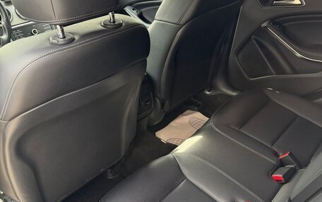 Mercedes-Benz GLA, 2015 год, 1 750 000 рублей, 10 фотография