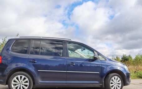 Volkswagen Touran III, 2012 год, 900 000 рублей, 7 фотография