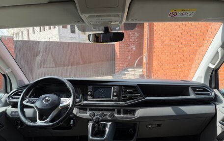 Volkswagen Caravelle T6 рестайлинг, 2020 год, 3 960 000 рублей, 10 фотография