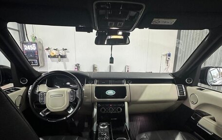 Land Rover Range Rover IV рестайлинг, 2016 год, 3 300 000 рублей, 4 фотография