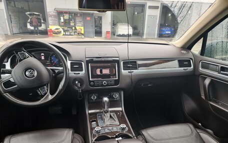 Volkswagen Touareg III, 2011 год, 1 650 000 рублей, 4 фотография