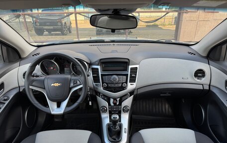 Chevrolet Cruze II, 2011 год, 865 000 рублей, 7 фотография