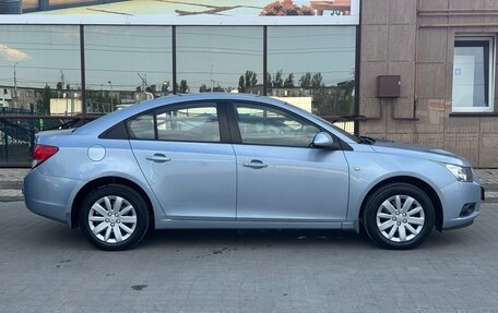 Chevrolet Cruze II, 2011 год, 865 000 рублей, 5 фотография