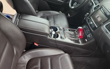 Volkswagen Touareg III, 2011 год, 1 650 000 рублей, 6 фотография