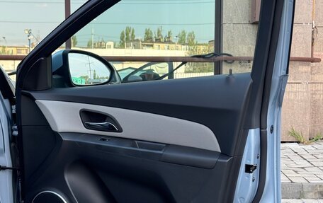 Chevrolet Cruze II, 2011 год, 865 000 рублей, 24 фотография