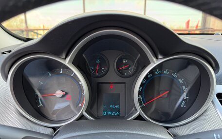 Chevrolet Cruze II, 2011 год, 865 000 рублей, 16 фотография