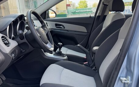 Chevrolet Cruze II, 2011 год, 865 000 рублей, 19 фотография