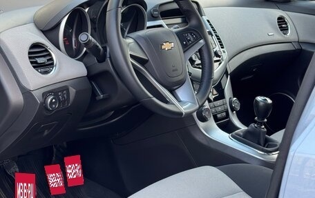Chevrolet Cruze II, 2011 год, 865 000 рублей, 18 фотография