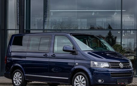 Volkswagen Multivan T5, 2012 год, 2 495 000 рублей, 3 фотография