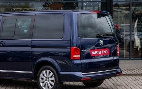 Volkswagen Multivan T5, 2012 год, 2 495 000 рублей, 10 фотография