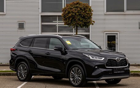 Toyota Highlander, 2026 год, 5 795 000 рублей, 3 фотография