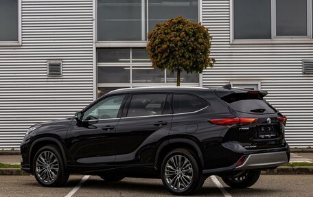 Toyota Highlander, 2026 год, 5 795 000 рублей, 4 фотография