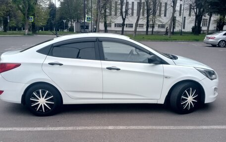 Hyundai Solaris II рестайлинг, 2016 год, 615 000 рублей, 7 фотография
