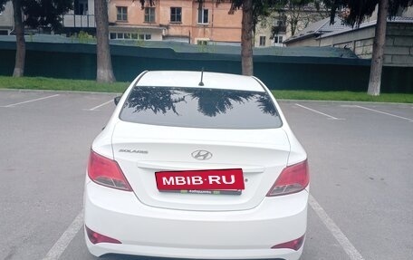 Hyundai Solaris II рестайлинг, 2016 год, 615 000 рублей, 4 фотография