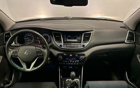 Hyundai Tucson III, 2016 год, 1 750 000 рублей, 13 фотография