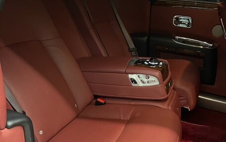 Rolls-Royce Ghost I, 2011 год, 13 500 000 рублей, 28 фотография