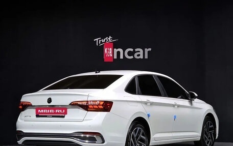 Volkswagen Jetta VII, 2023 год, 1 870 000 рублей, 2 фотография