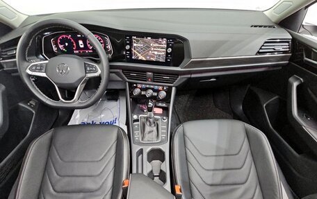 Volkswagen Jetta VII, 2024 год, 2 280 000 рублей, 4 фотография