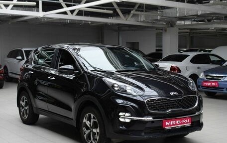 KIA Sportage IV рестайлинг, 2020 год, 1 900 000 рублей, 1 фотография