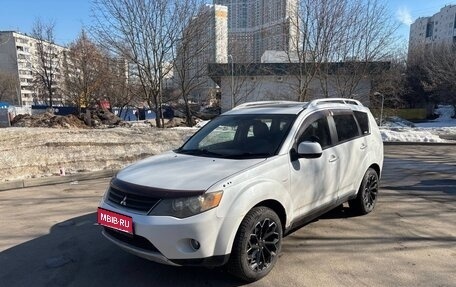 Mitsubishi Outlander III рестайлинг 3, 2005 год, 650 000 рублей, 1 фотография