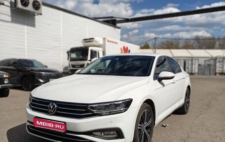Volkswagen Passat B8 рестайлинг, 2021 год, 3 100 000 рублей, 1 фотография