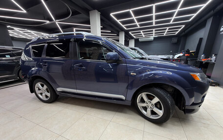 Mitsubishi Outlander III рестайлинг 3, 2008 год, 984 999 рублей, 8 фотография