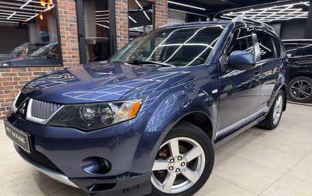 Mitsubishi Outlander III рестайлинг 3, 2008 год, 984 999 рублей, 9 фотография