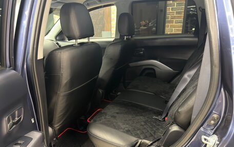 Mitsubishi Outlander III рестайлинг 3, 2008 год, 984 999 рублей, 19 фотография