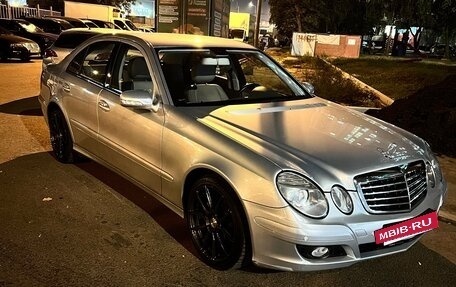 Mercedes-Benz E-Класс, 2007 год, 1 750 000 рублей, 6 фотография